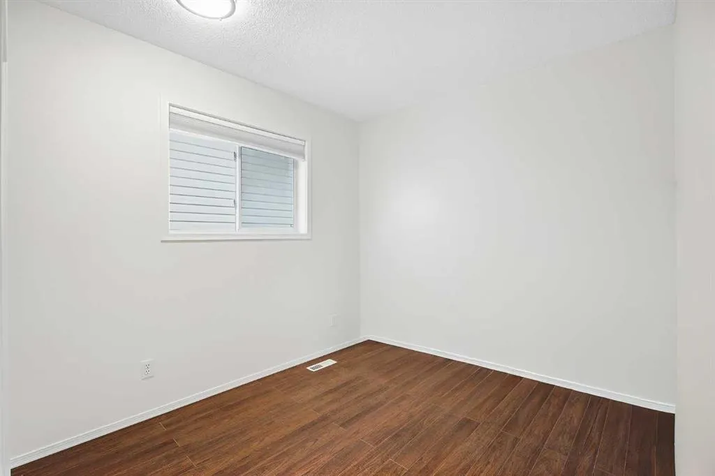 132 San Diego Green NE