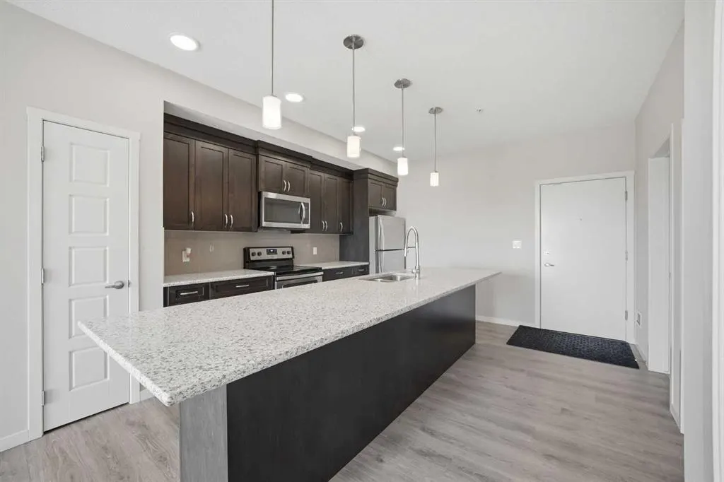 20 Seton Park SE #330