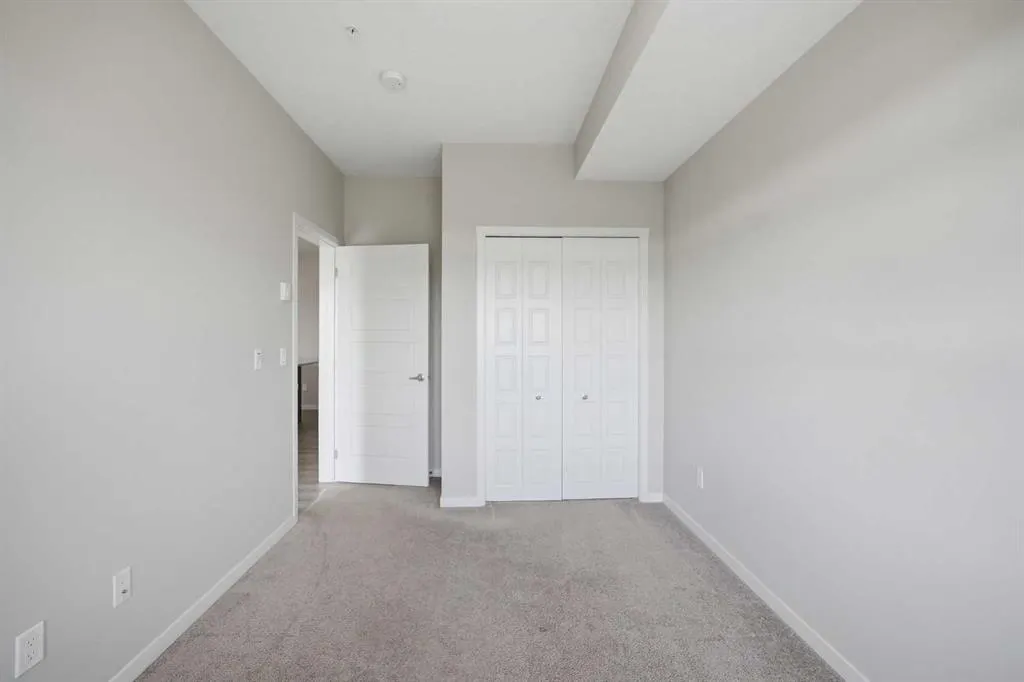 20 Seton Park SE #330