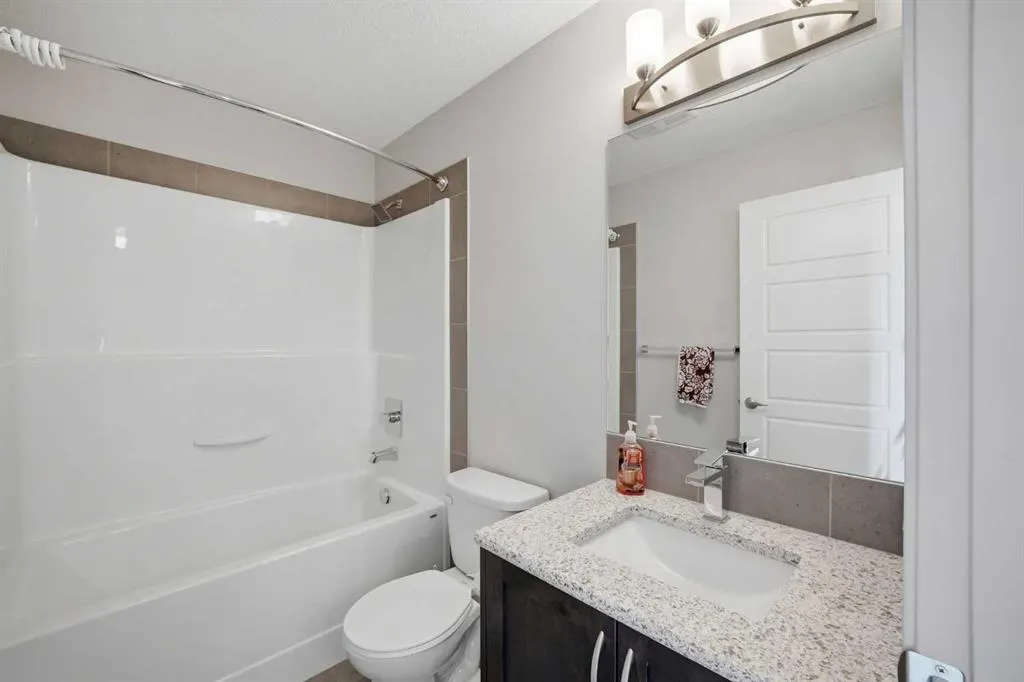 20 Seton Park SE #330