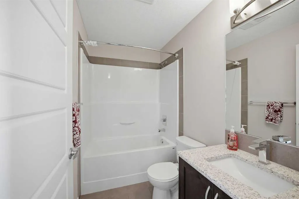 20 Seton Park SE #330
