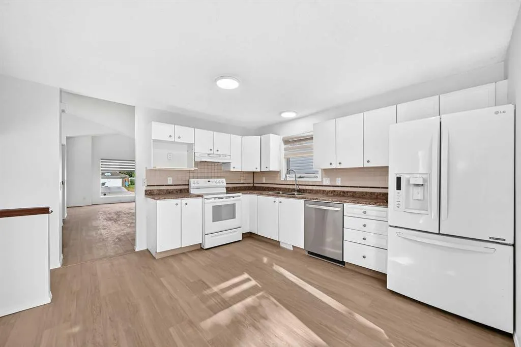 355 Millrise Drive SW