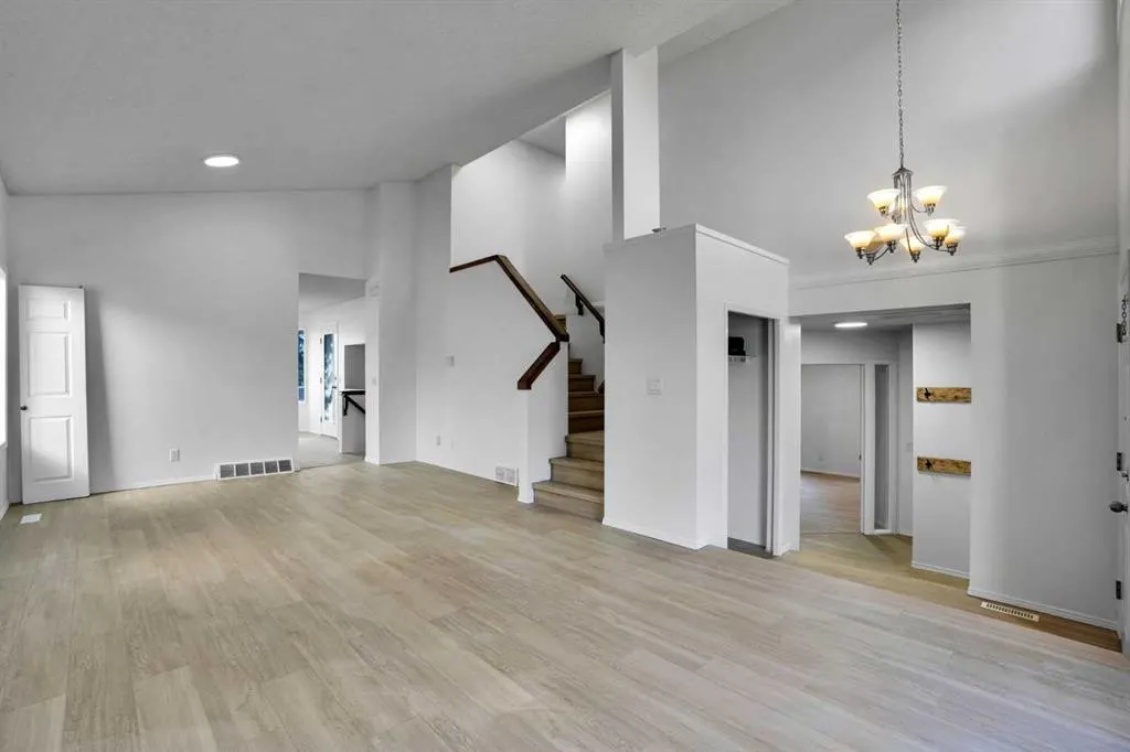 355 Millrise Drive SW