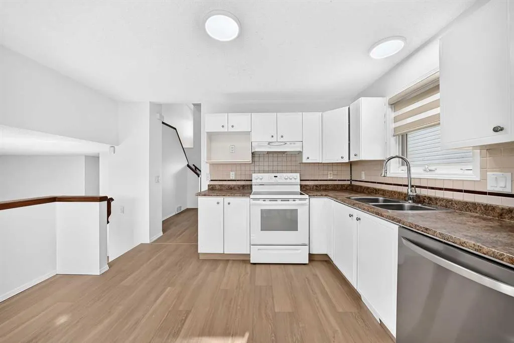 355 Millrise Drive SW