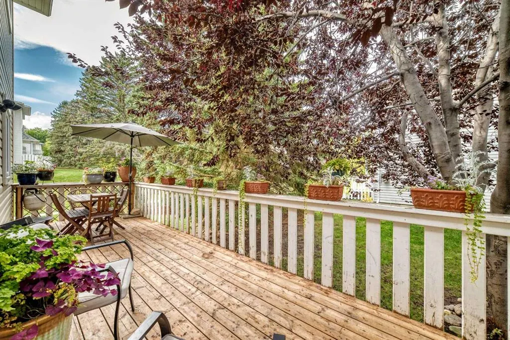 555 Killarney Glen Court SW