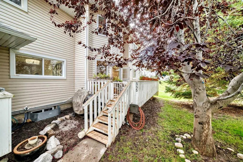 555 Killarney Glen Court SW