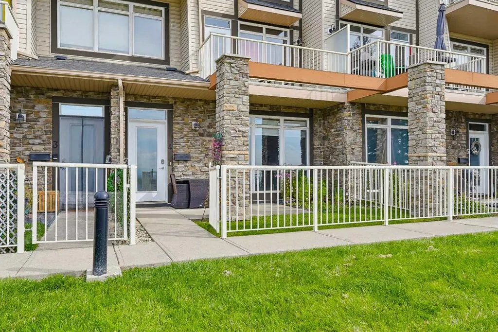 117 Rockyledge View NW #4