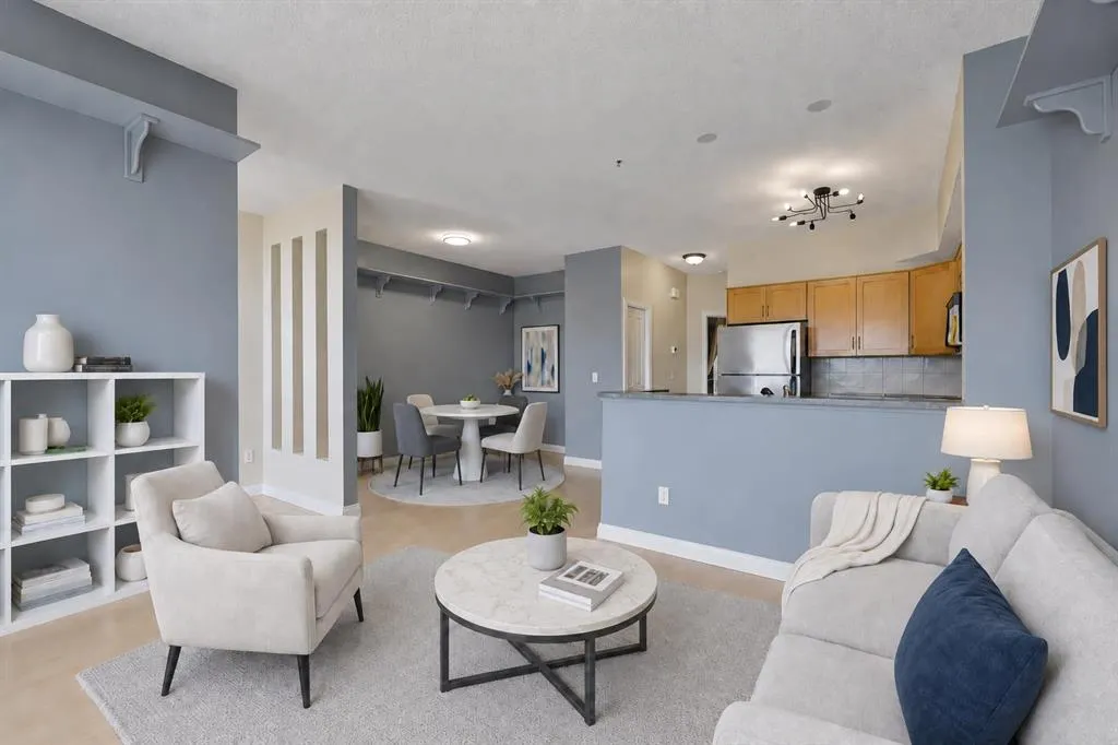 117 Rockyledge View NW #4