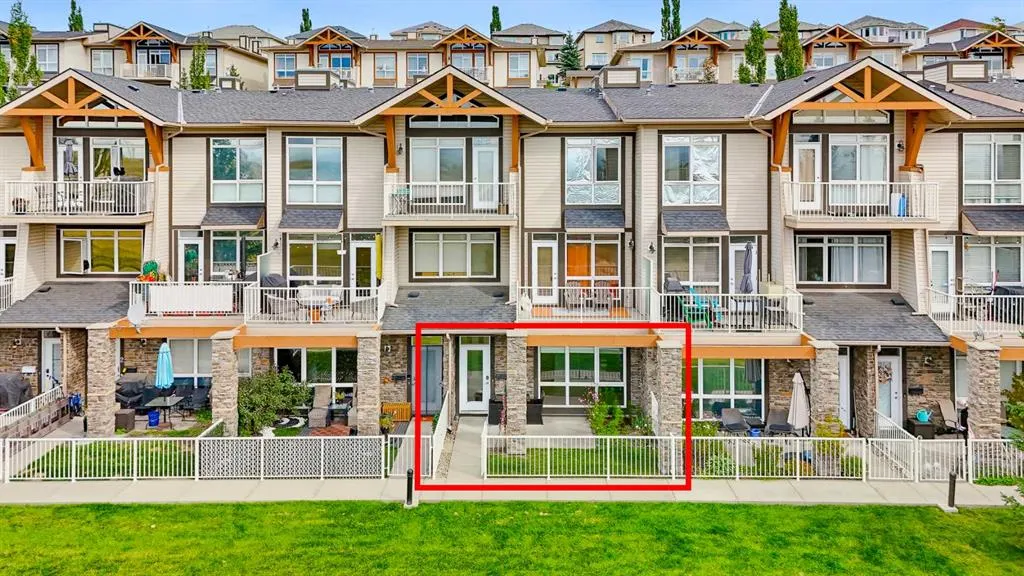 117 Rockyledge View NW #4