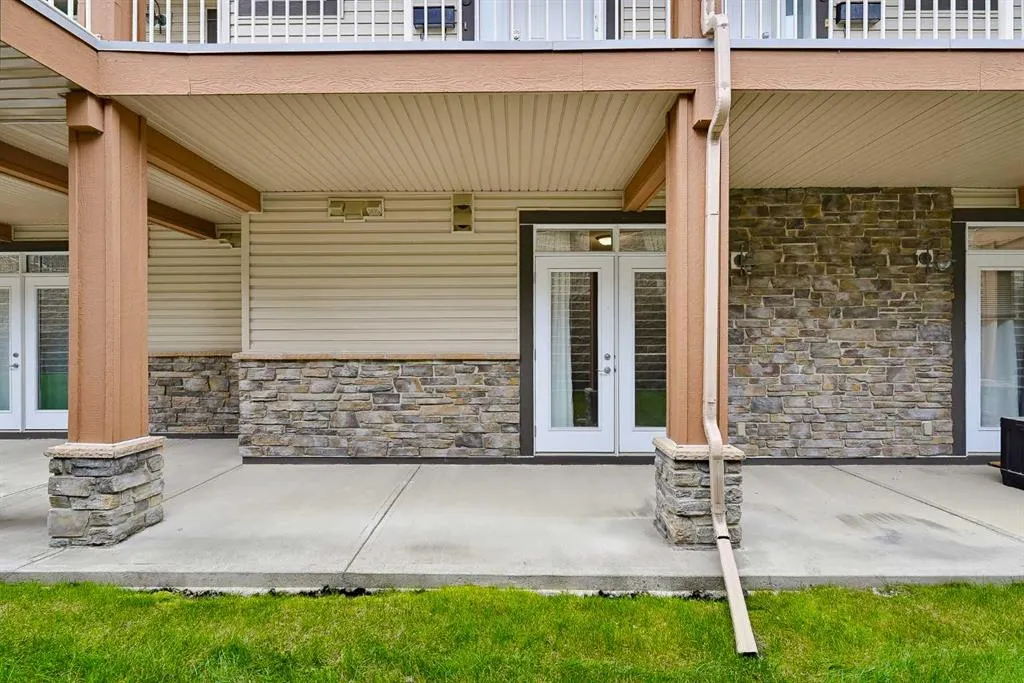 117 Rockyledge View NW #4