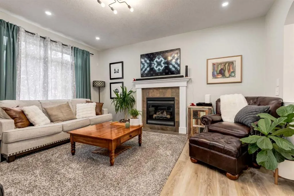 172 Oakmere Way