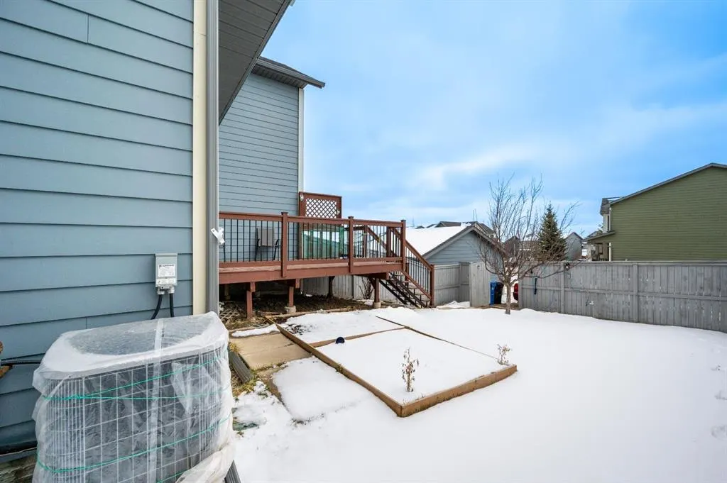 702 Panamount Boulevard NW