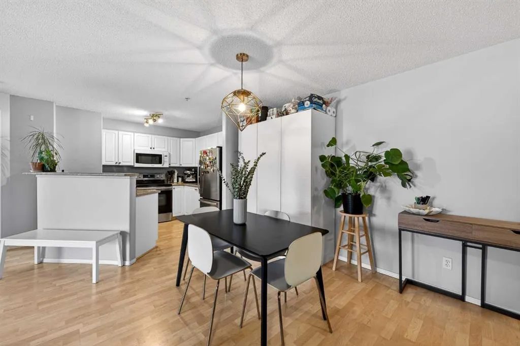 2000 Citadel Meadow Point NW #206