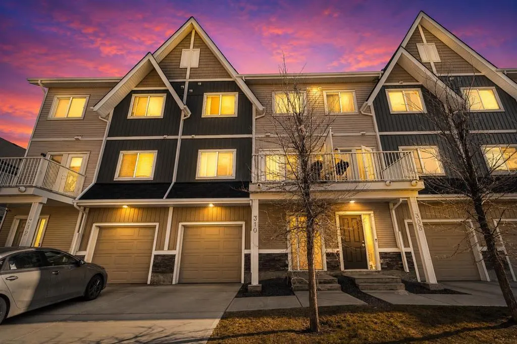 32 Red Embers Parade NE #310