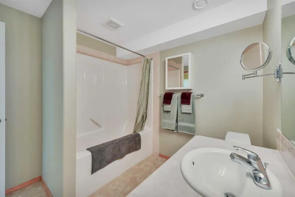 939 Ramage Crescent #30