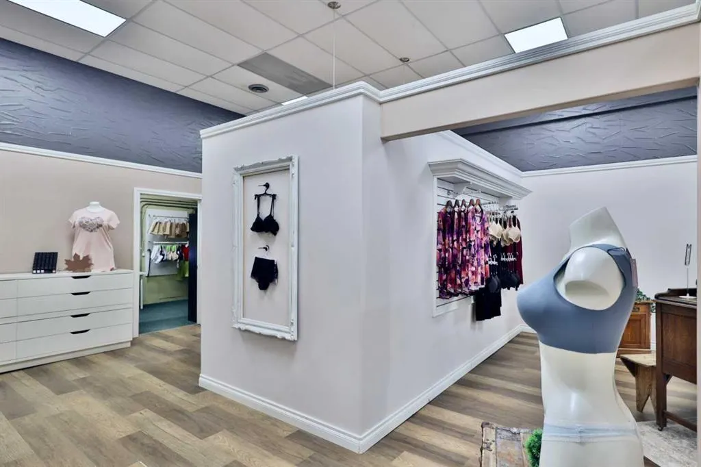 4955 50 Street
