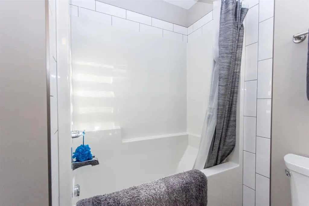 148 Vanier Drive #202