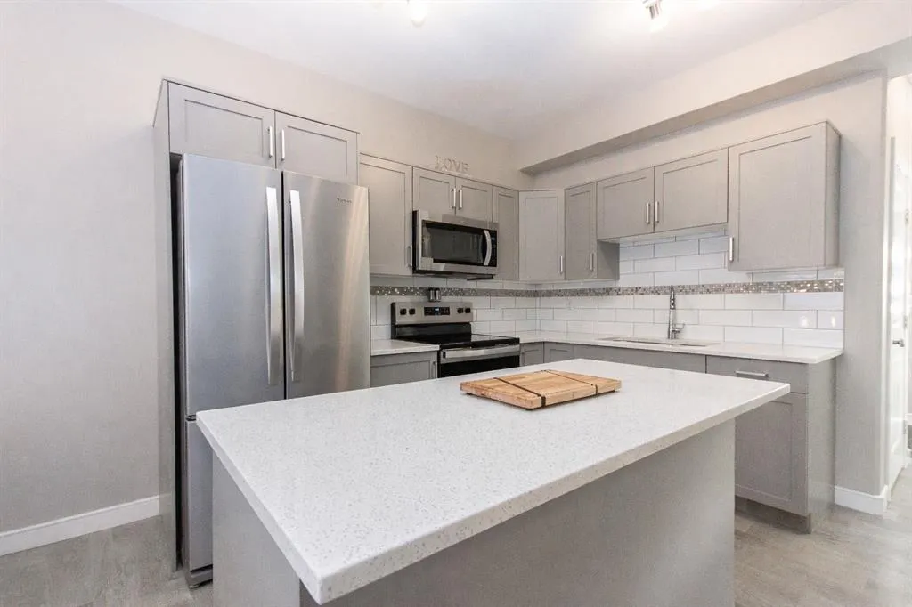 148 Vanier Drive #202