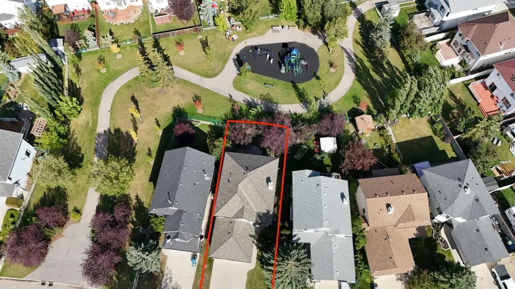 25 Arbour Ridge Park NW