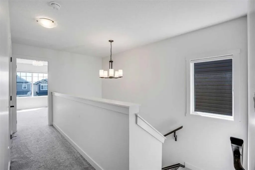 747 BAYVIEW Hill SW
