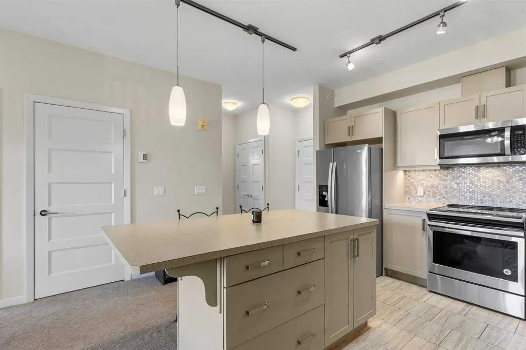450 Kincora Glen Road NW #2405