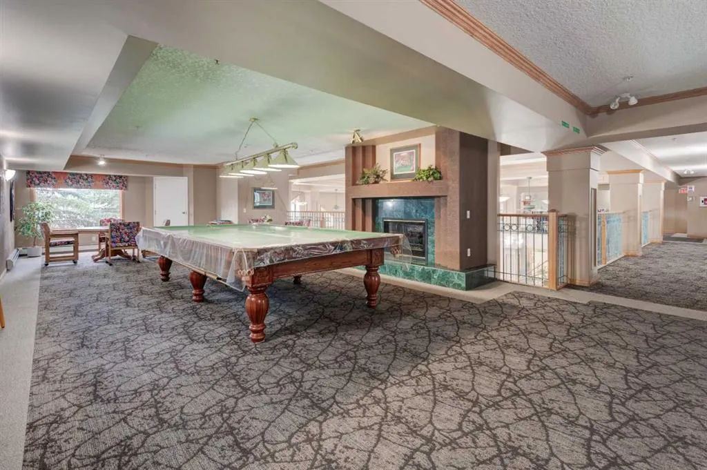 6868 Sierra Morena Boulevard SW #104