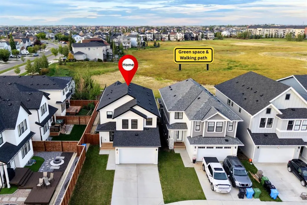 22 Copperhead Bay SE