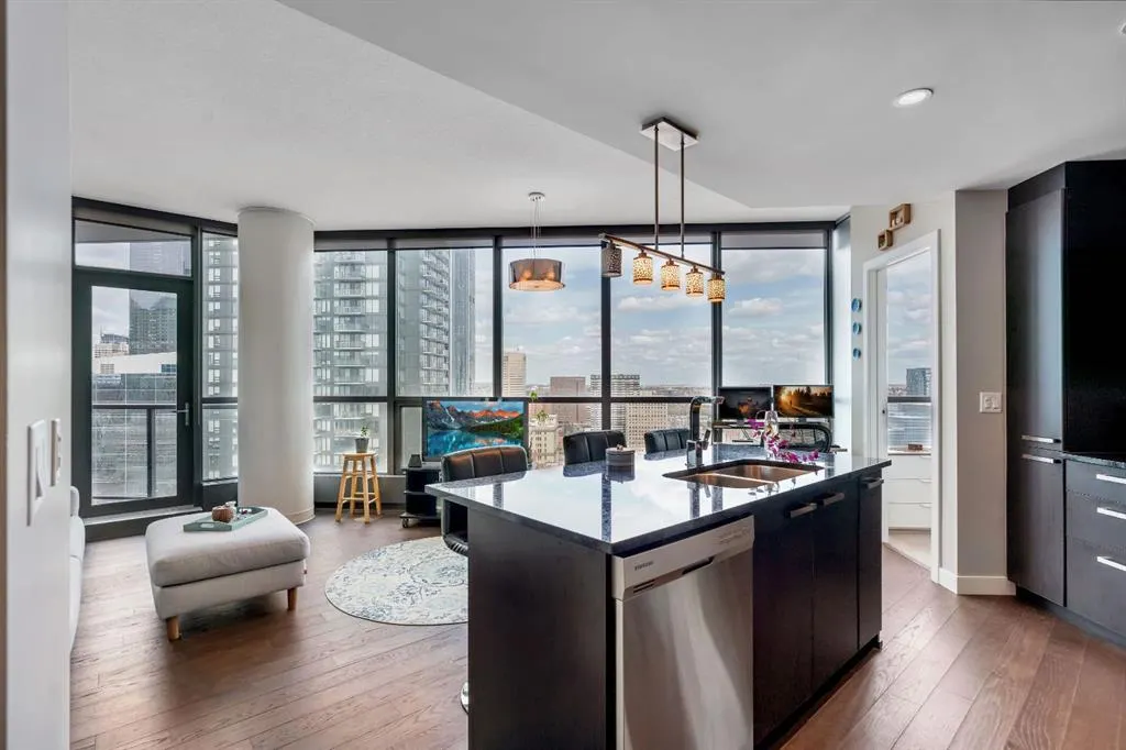 225 11 Avenue SE #2301