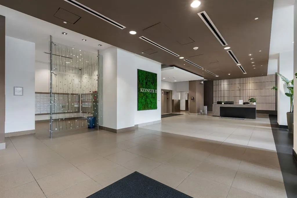 225 11 Avenue SE #2301
