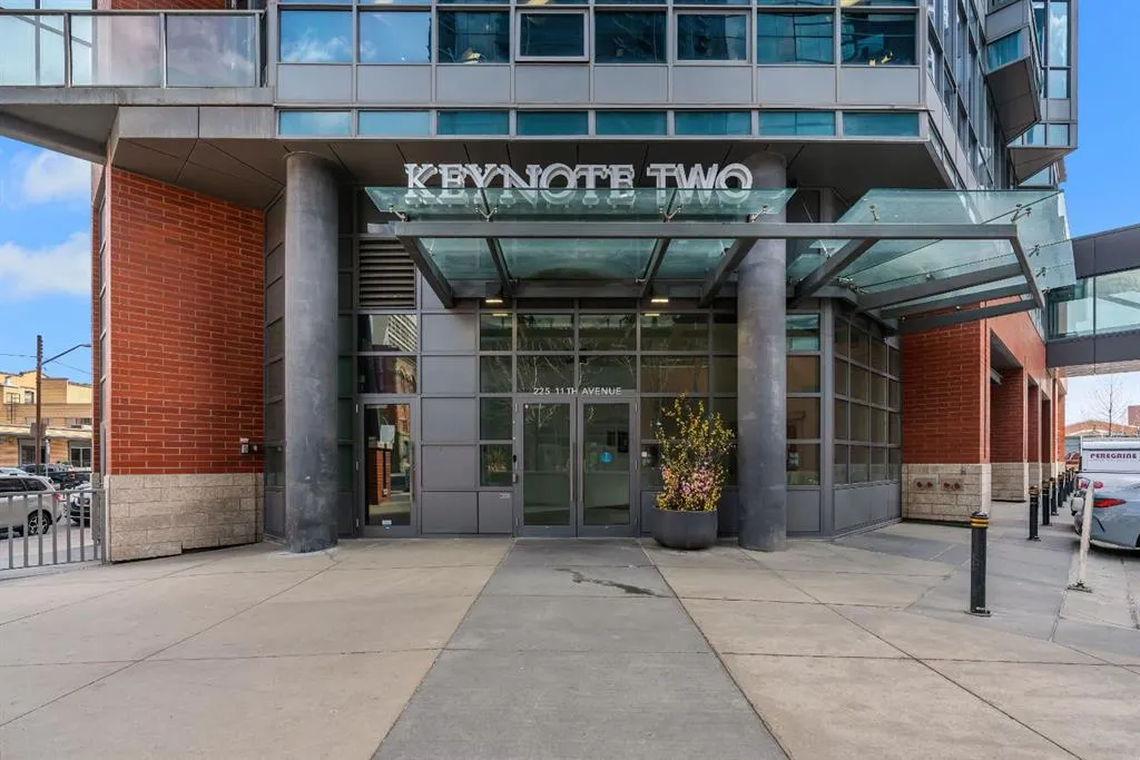 225 11 Avenue SE #2301