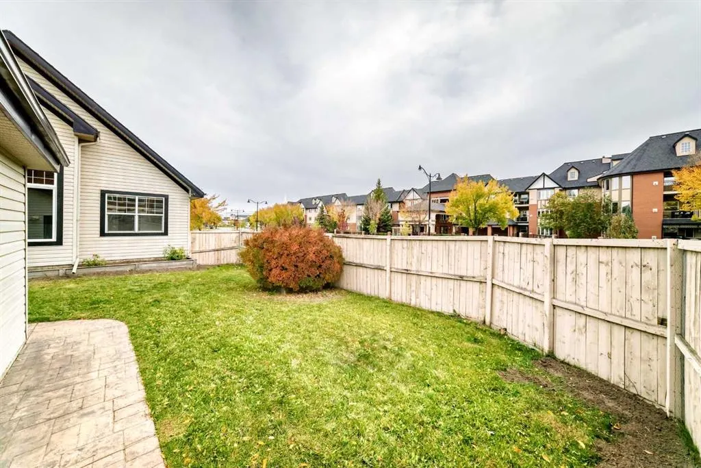73 Inverness Green SE