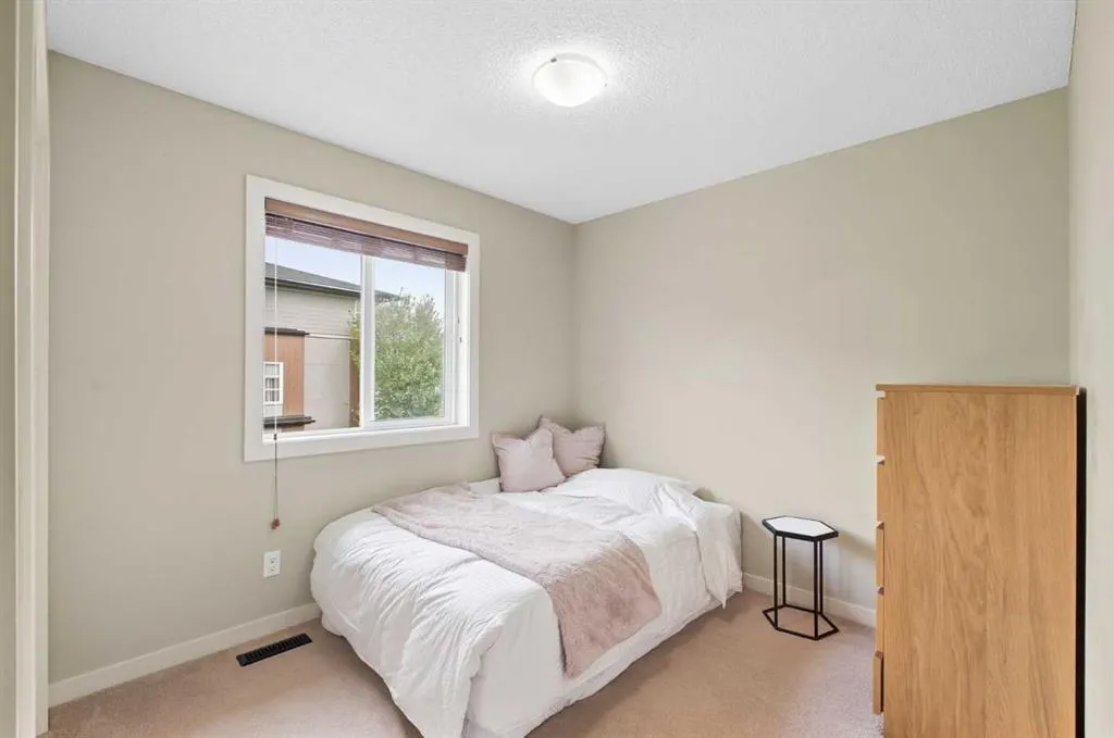 9 Evansridge Place NW