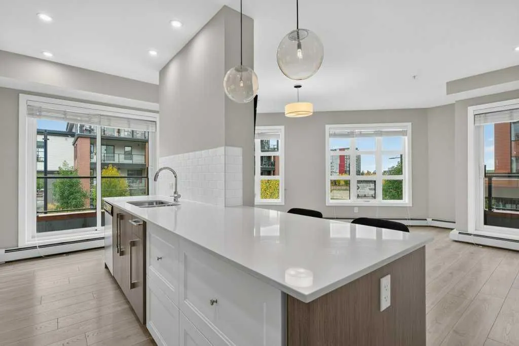 383 Smith Street NW #201