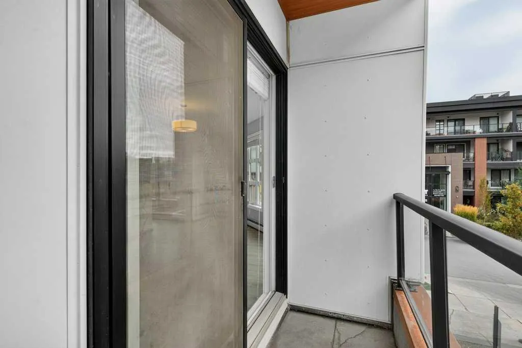 383 Smith Street NW #201