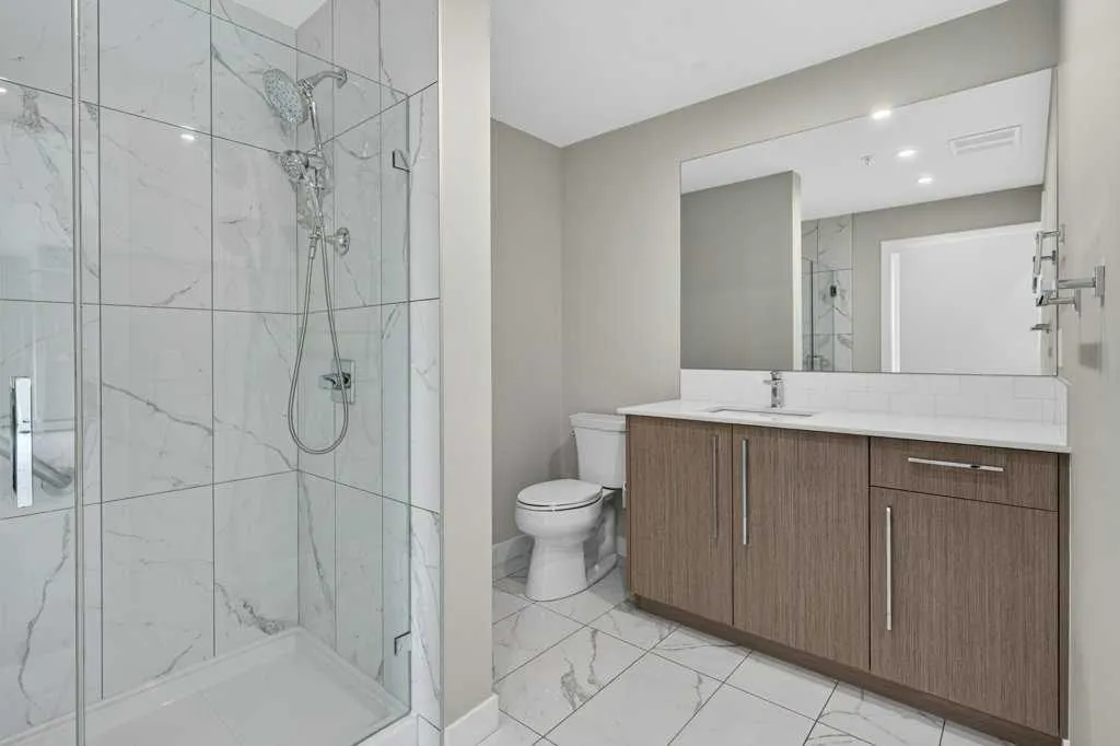 383 Smith Street NW #201