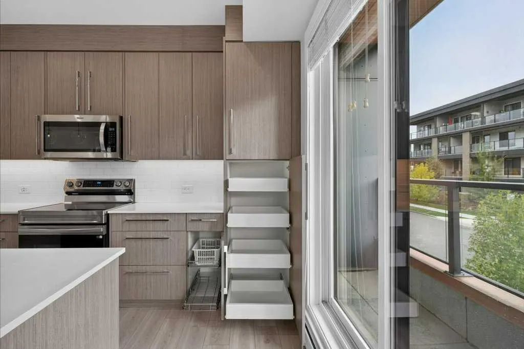 383 Smith Street NW #201
