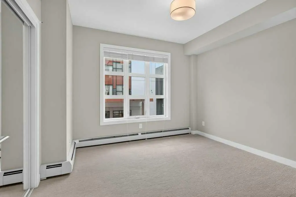 383 Smith Street NW #201