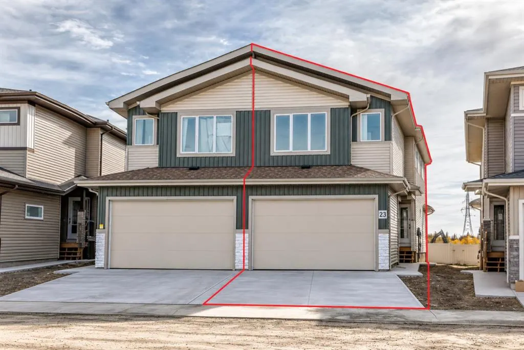 23 LAVELLE Close