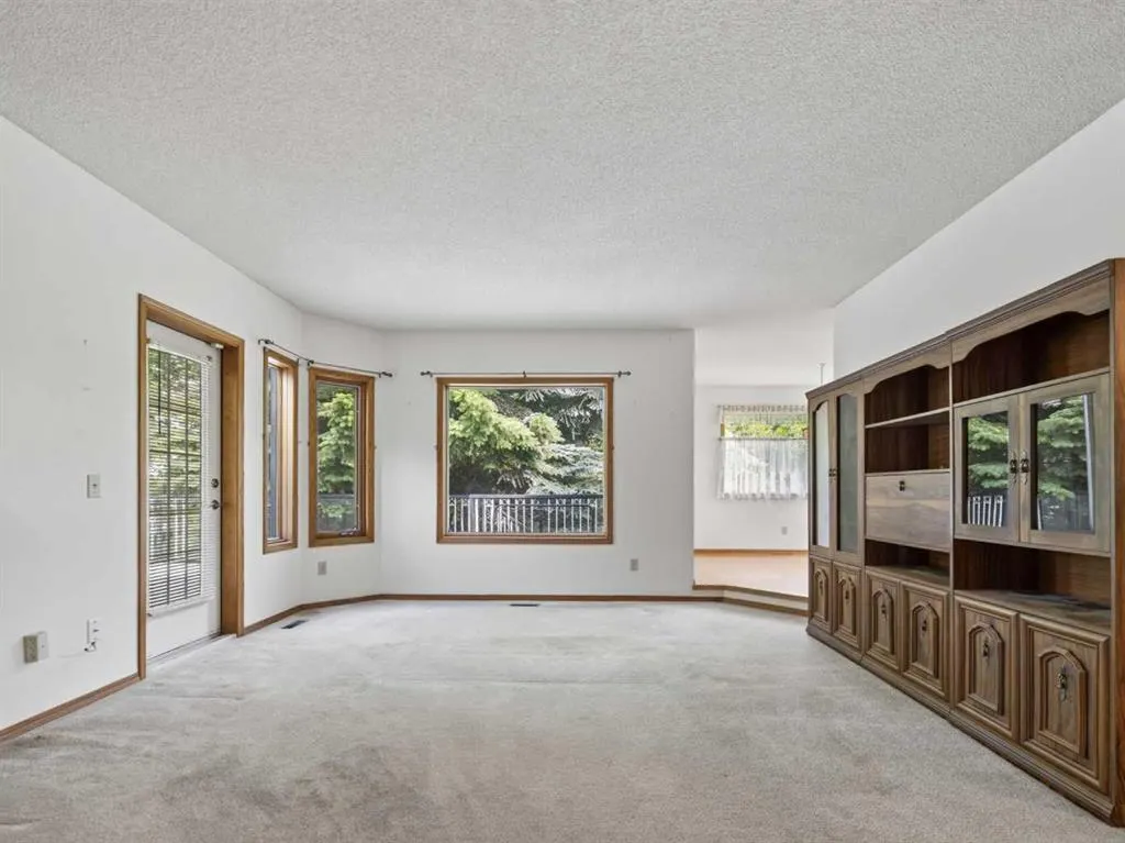 92 Scandia Hill NW