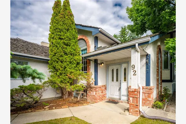 92 Scandia Hill NW