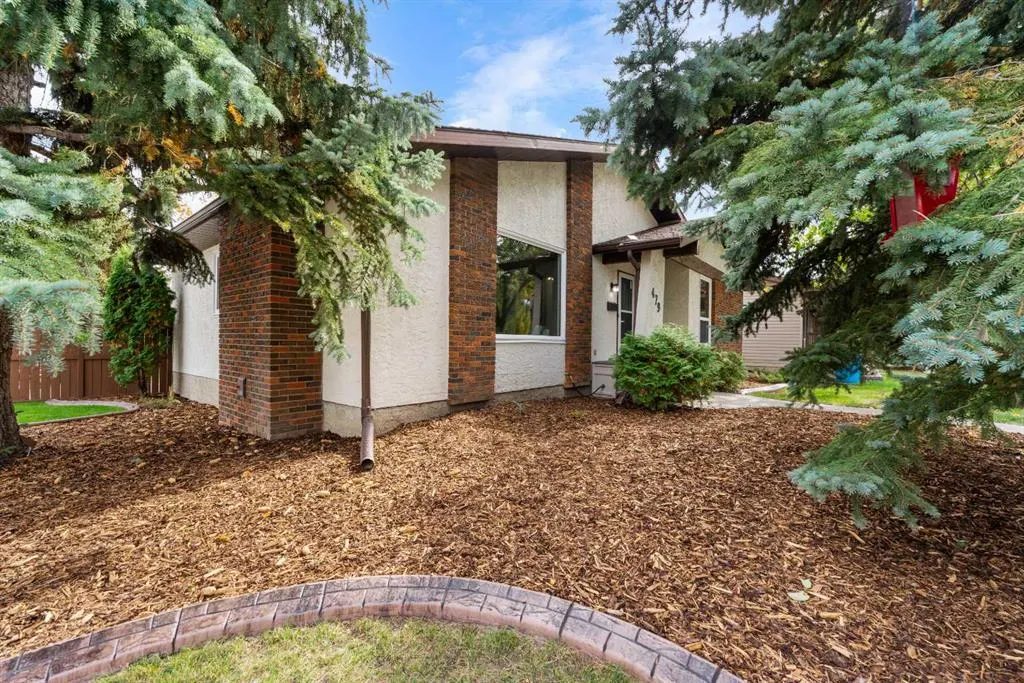 479 Bracewood Crescent SW