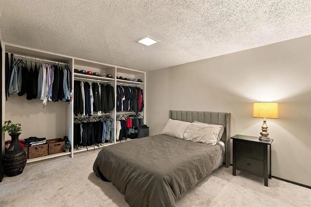 194 Rundleview Close NE