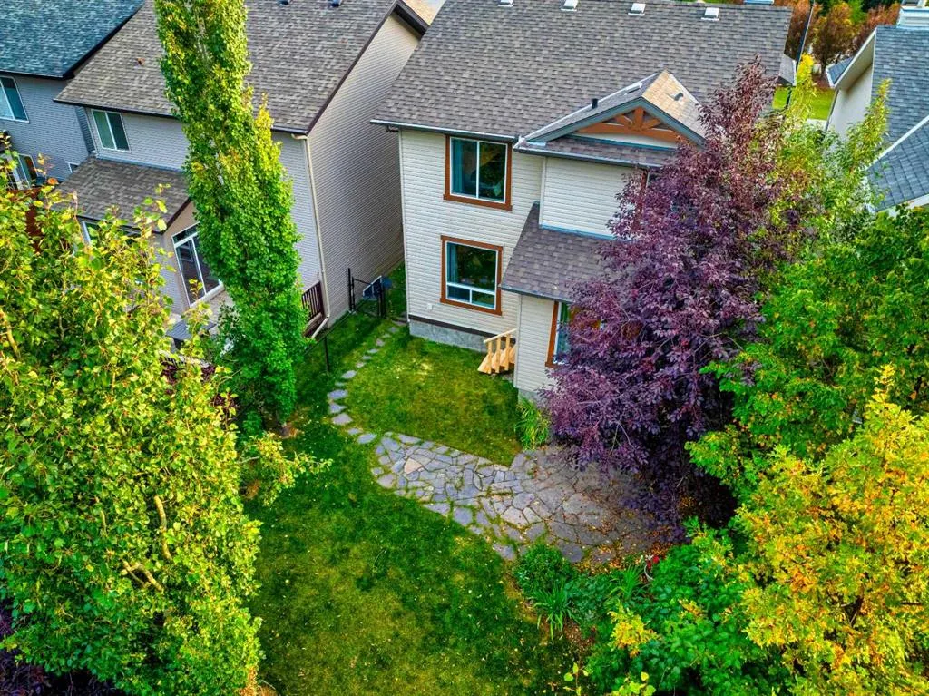 66 Cougarstone Close SW