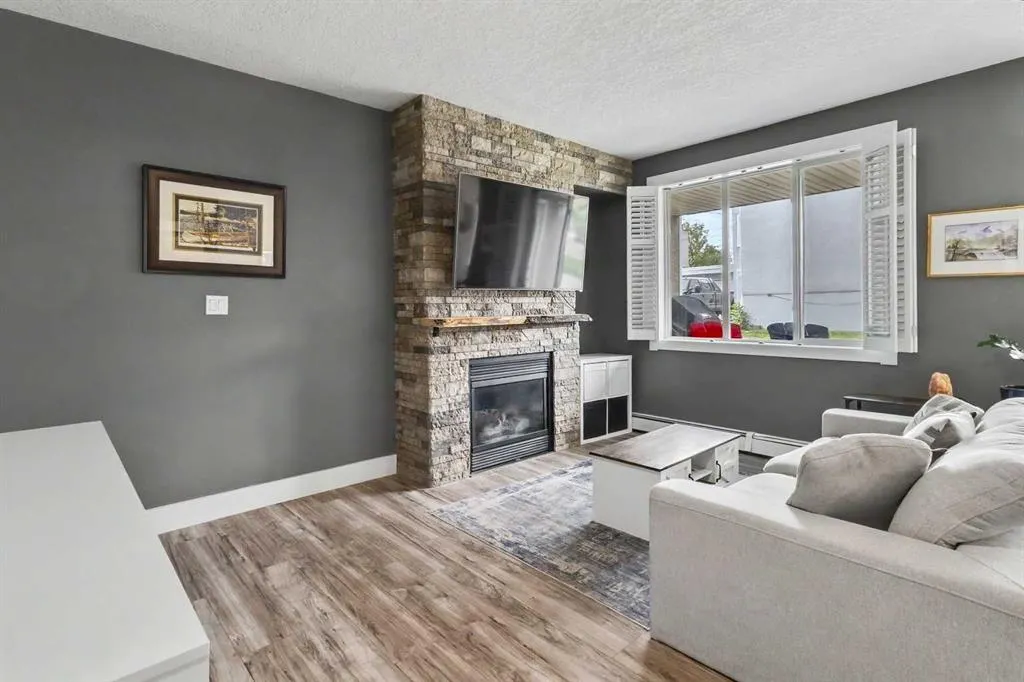 3501 15 Street SW #101