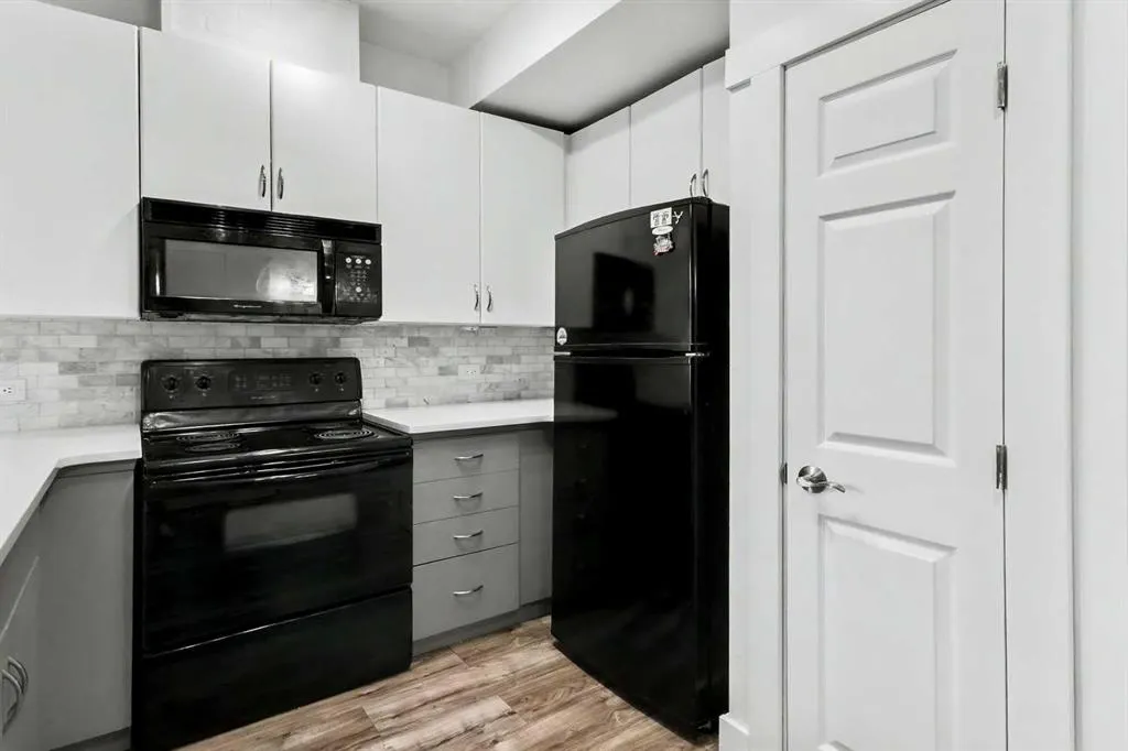3501 15 Street SW #101