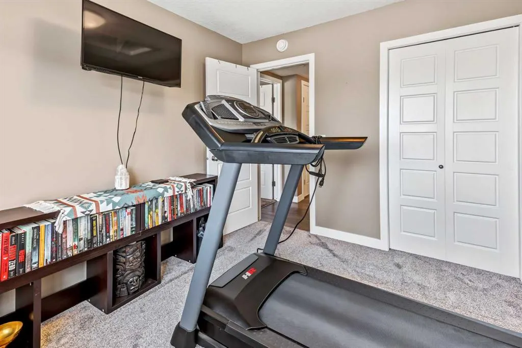 2781 Chinook Winds Drive SW #13204