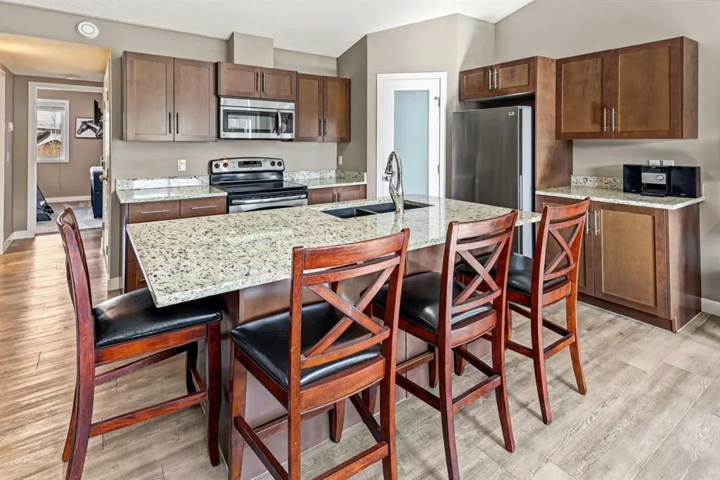 2781 Chinook Winds Drive SW #13204