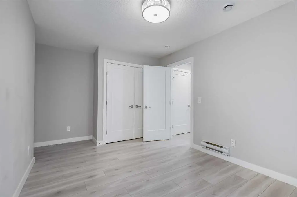 104 Corner Meadows Gate NE