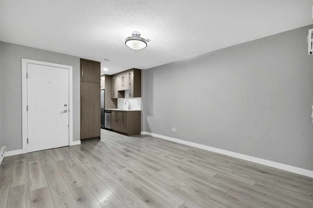 104 Corner Meadows Gate NE