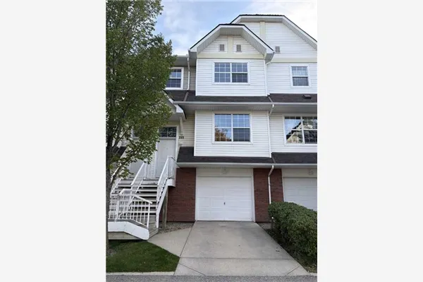 155 Tuscany Springs Gardens NW
